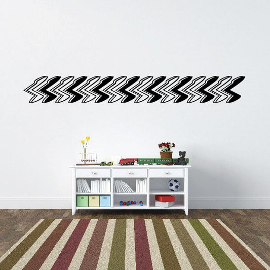 Vehicle pinstripe vinyl decal, black chevron stripe pattern