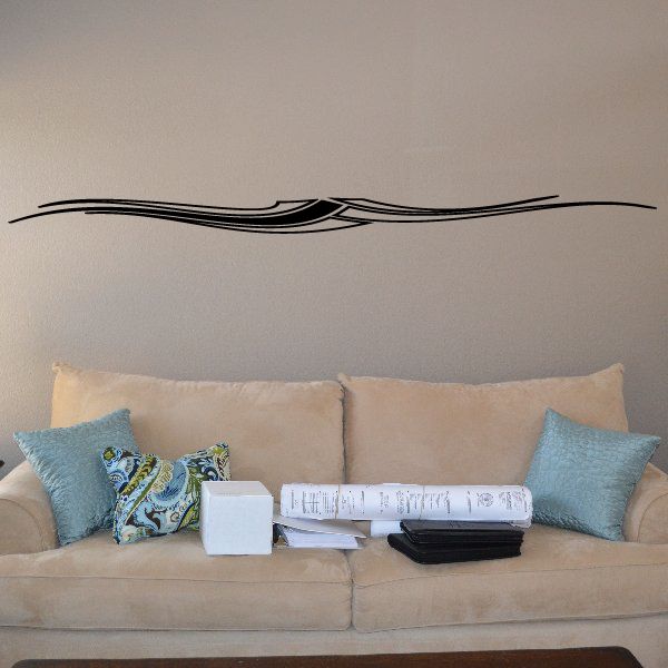 Pinstripe vinyl decal with sweeping wavy black lines