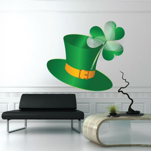 Green top hat sticker with 3-leaf clover and ribbon band