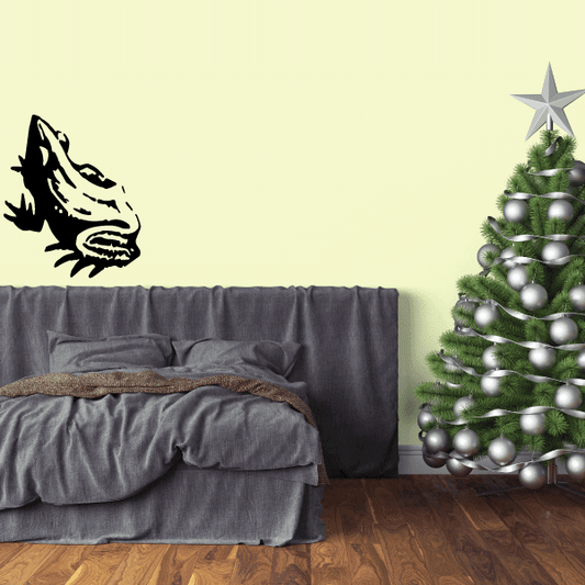 Frog climbing wall decal in black