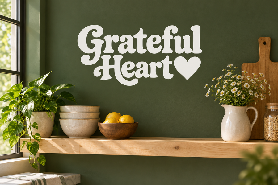 Grateful Heart vinyl wall decal with heart icon