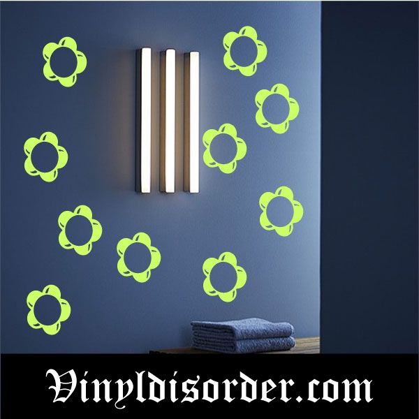 Glow-in-dark flower star wall decal set with green flower icons