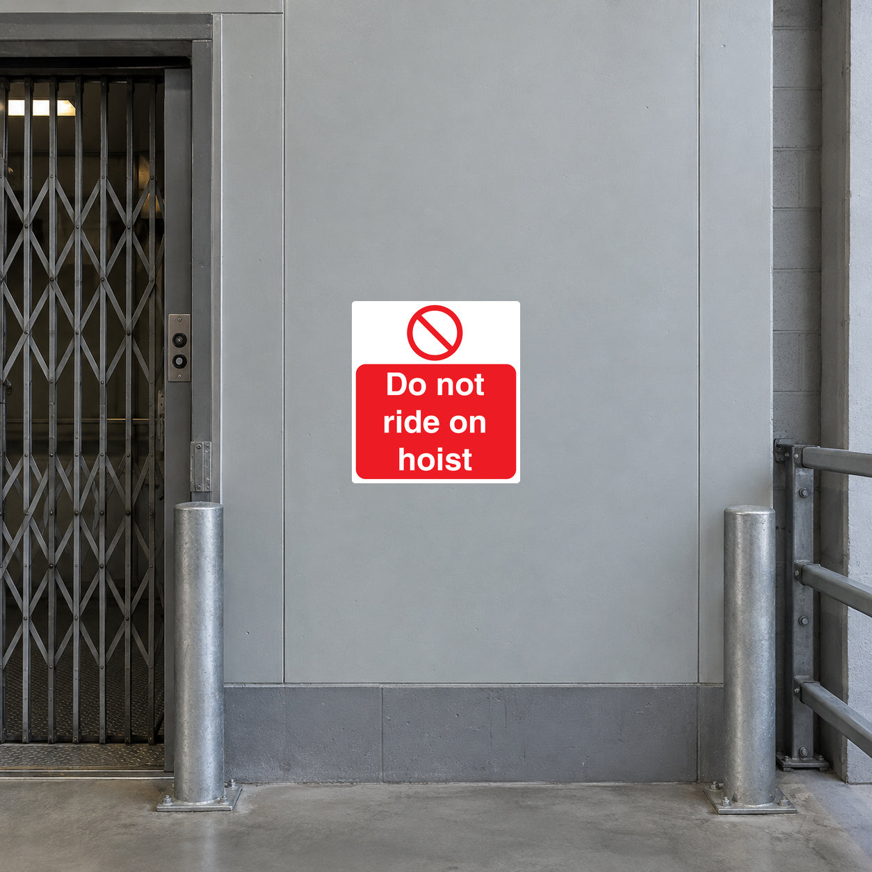Red and white warning sticker: Do not ride on hoist, no pictogram sign