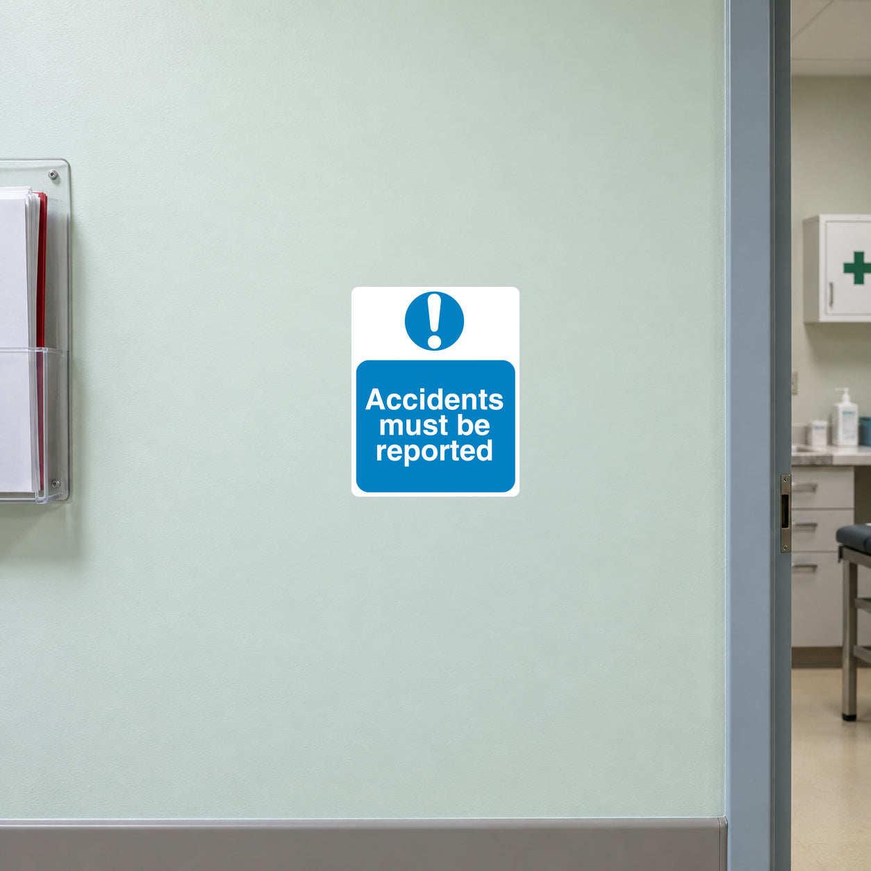 Safety sign sticker: blue exclamation icon, 'Accidents must be reported'