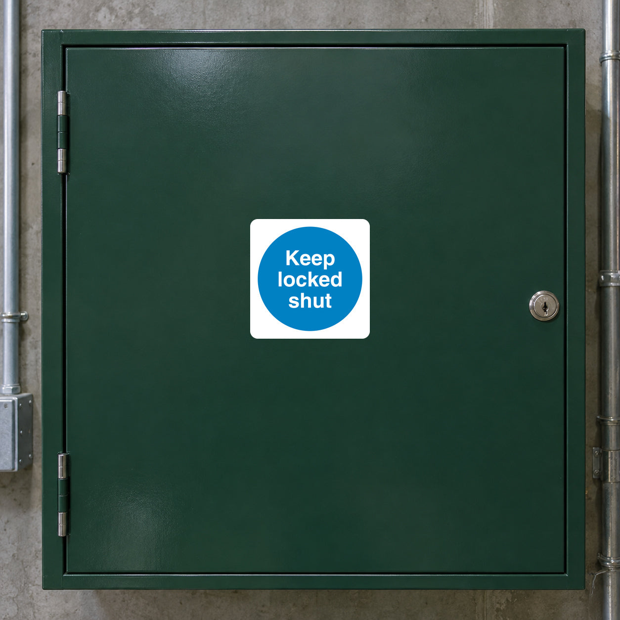 Safety sign sticker, round blue-and-white 'Keep locked shut' text