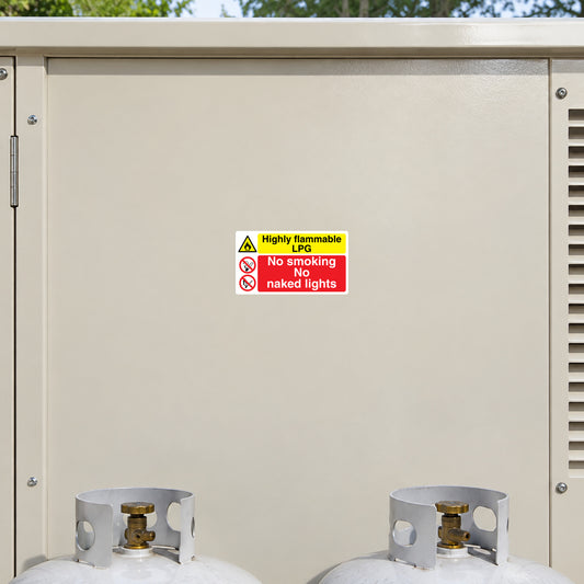 Yellow and white safety sticker: Highly flammable LPG, no smoking or naked lights.