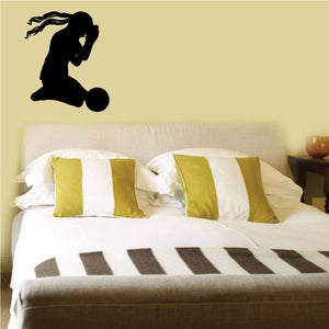 Soccer player vinyl wall decal silhouette, black