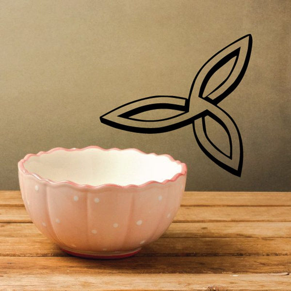 Trinity 3D decal of three outlined leaves in black