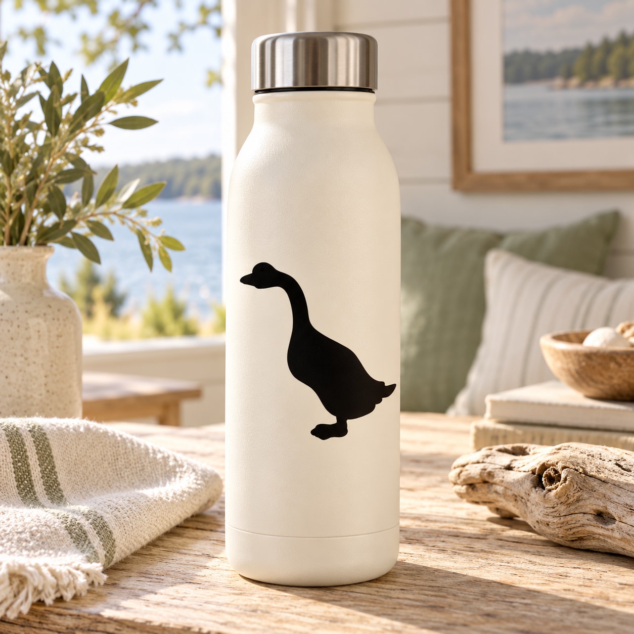 Black goose silhouette decal for bottle, featuring a standing goose profile