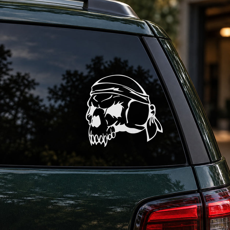 Skull wall decal vinyl sticker with pirate skull design for car or wall