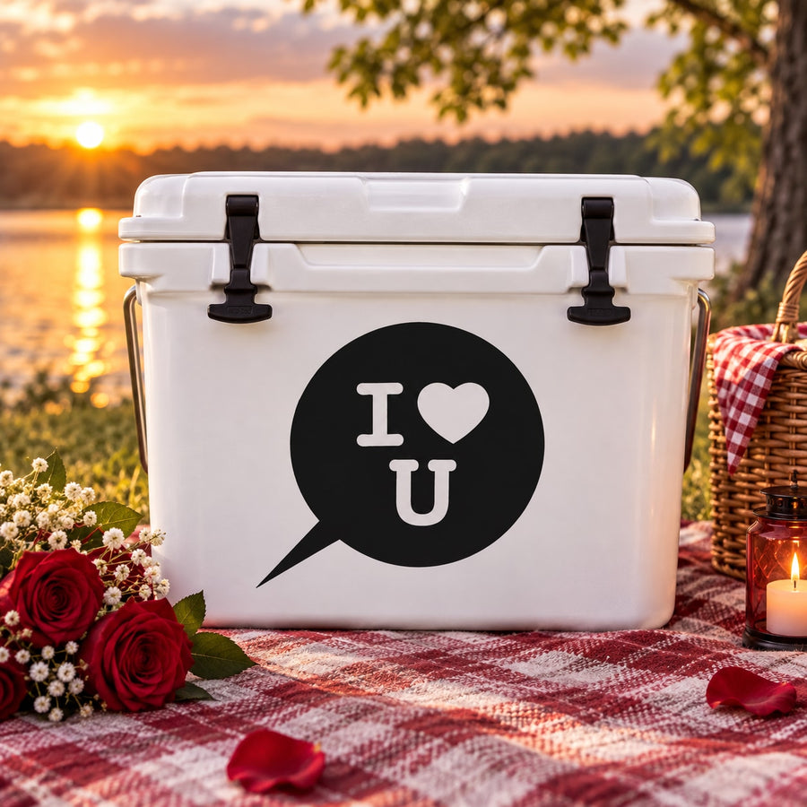 Valentine's decal: black speech bubble with white “I ♥ U” text