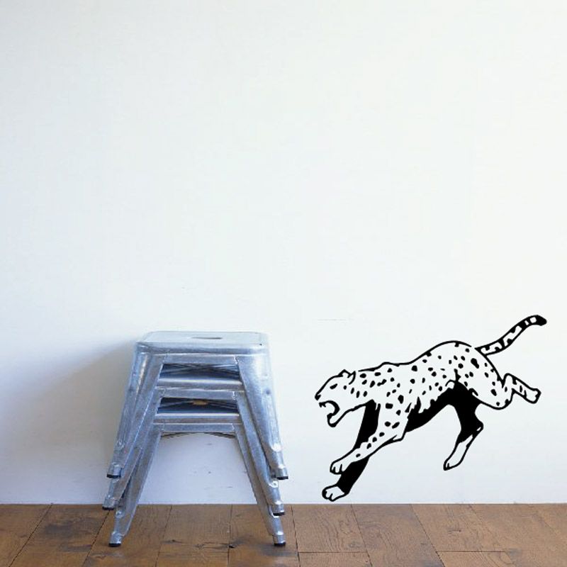 Image of Cheetah Attacking Decal