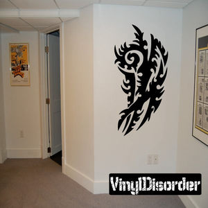 Tribal vinyl wall decal with black feather-like ornament design