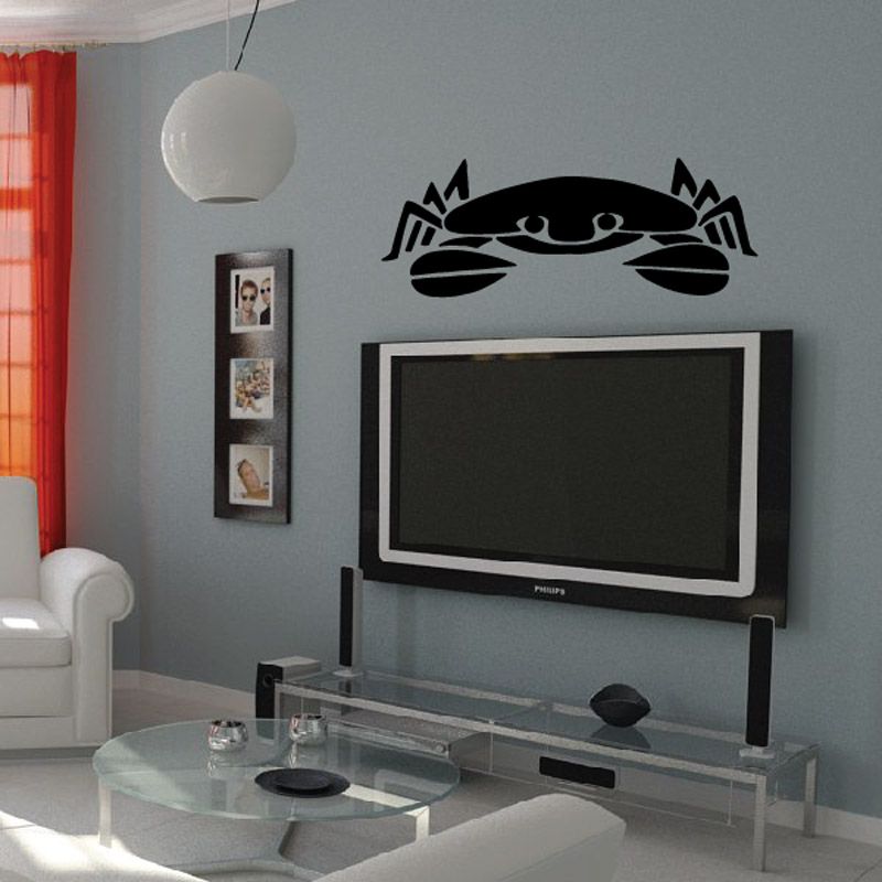 Crouching crab wall decal in black, outlined and detailed