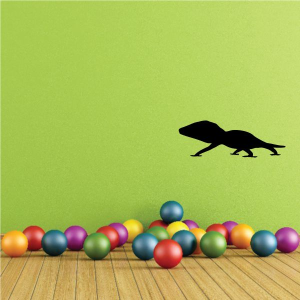 Image of Gecko Standing Decal