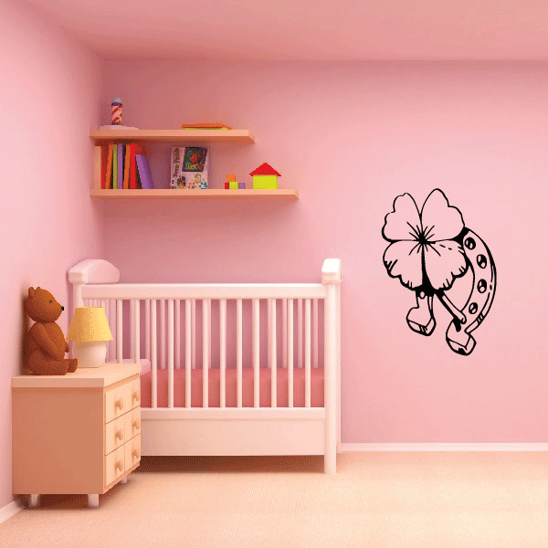 Horseshoe and four-leaf clover wall decal with outlined clover and horseshoe