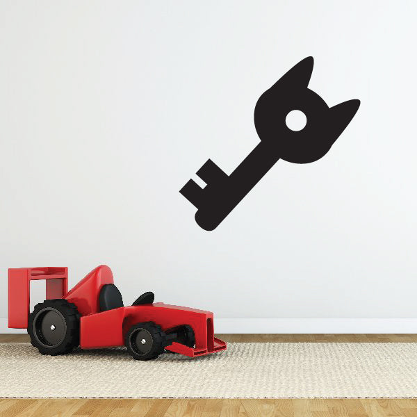 Black key decal with circular hole on the bow