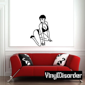 Kneeling short-haired woman bikini decal, black outline on white