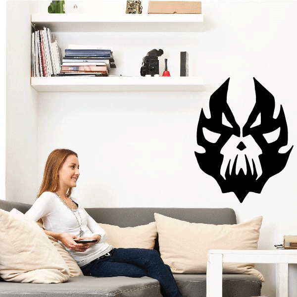 Multi-eyed demon skull wall decal: black jagged horns and grin