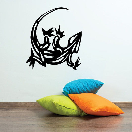 Image of Outline Style Turning Lizard Decal