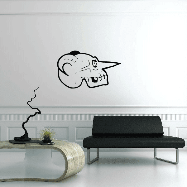 Skull decal with pointy nose and horns