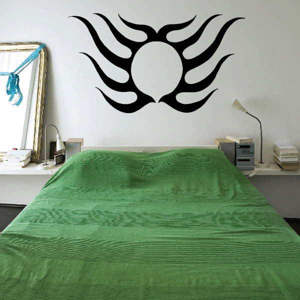 Vinyl sun wall decal with black rays and gray center circle
