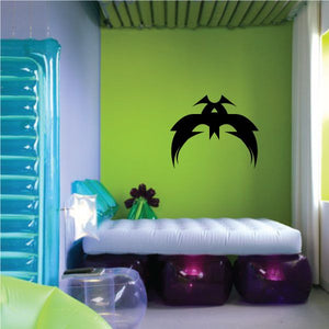 Black tribal palm tree wall decal with pinstripe style center emblem
