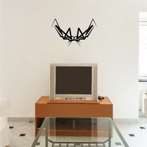 Tribal pinstripe wall decal, black V-shaped arrows pattern on wall